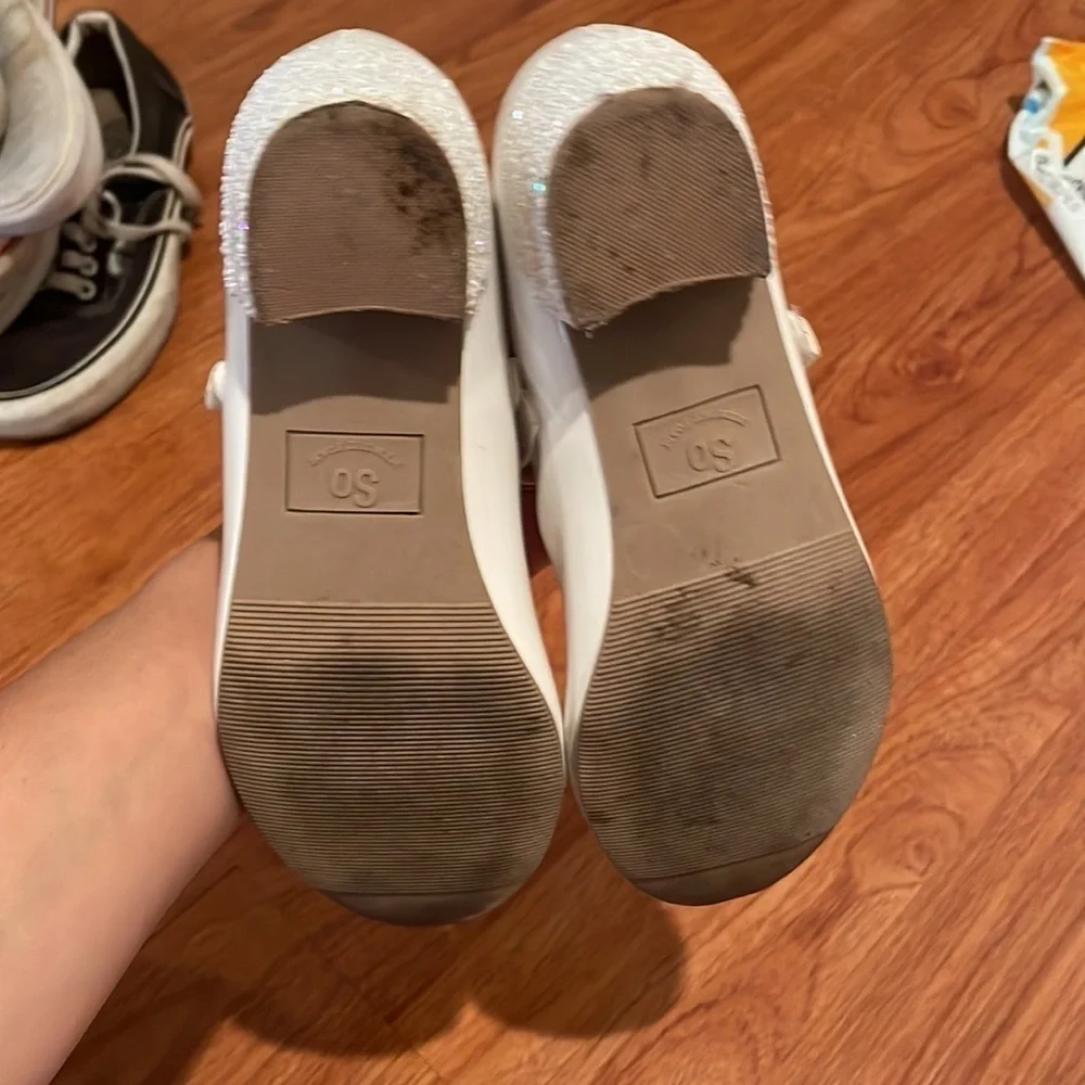 So girls heeled flats​​​​​​​​​​